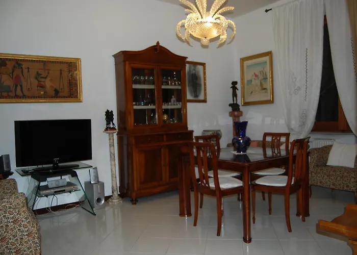 Sessoriana Bed & Breakfast *